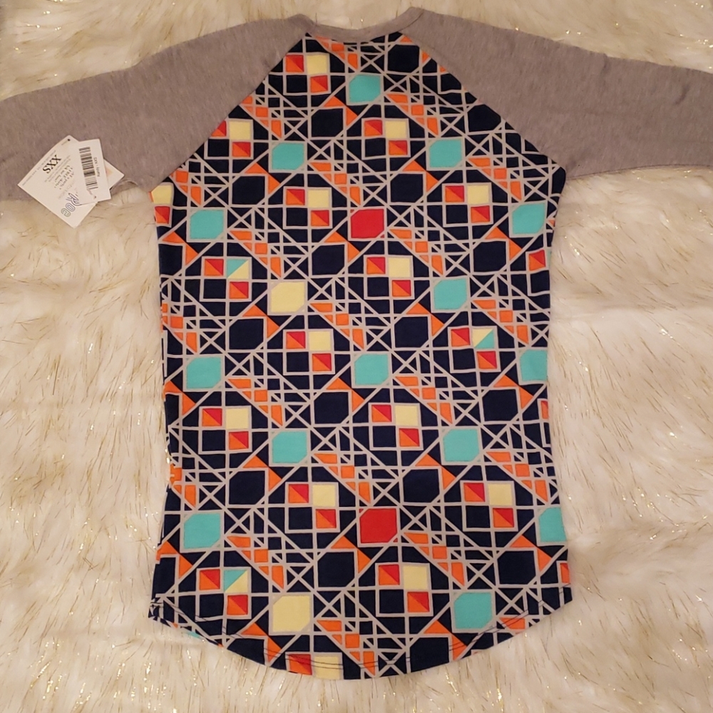 LulaRoe Randy top - Picture 2 of 3